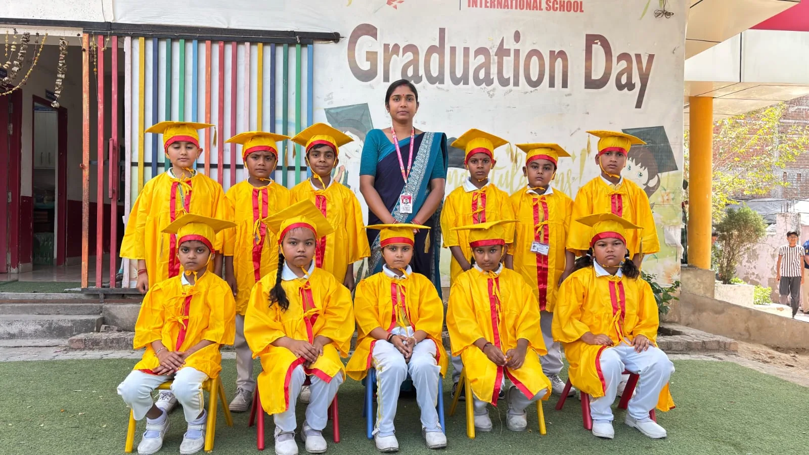 Graduation class group photograph