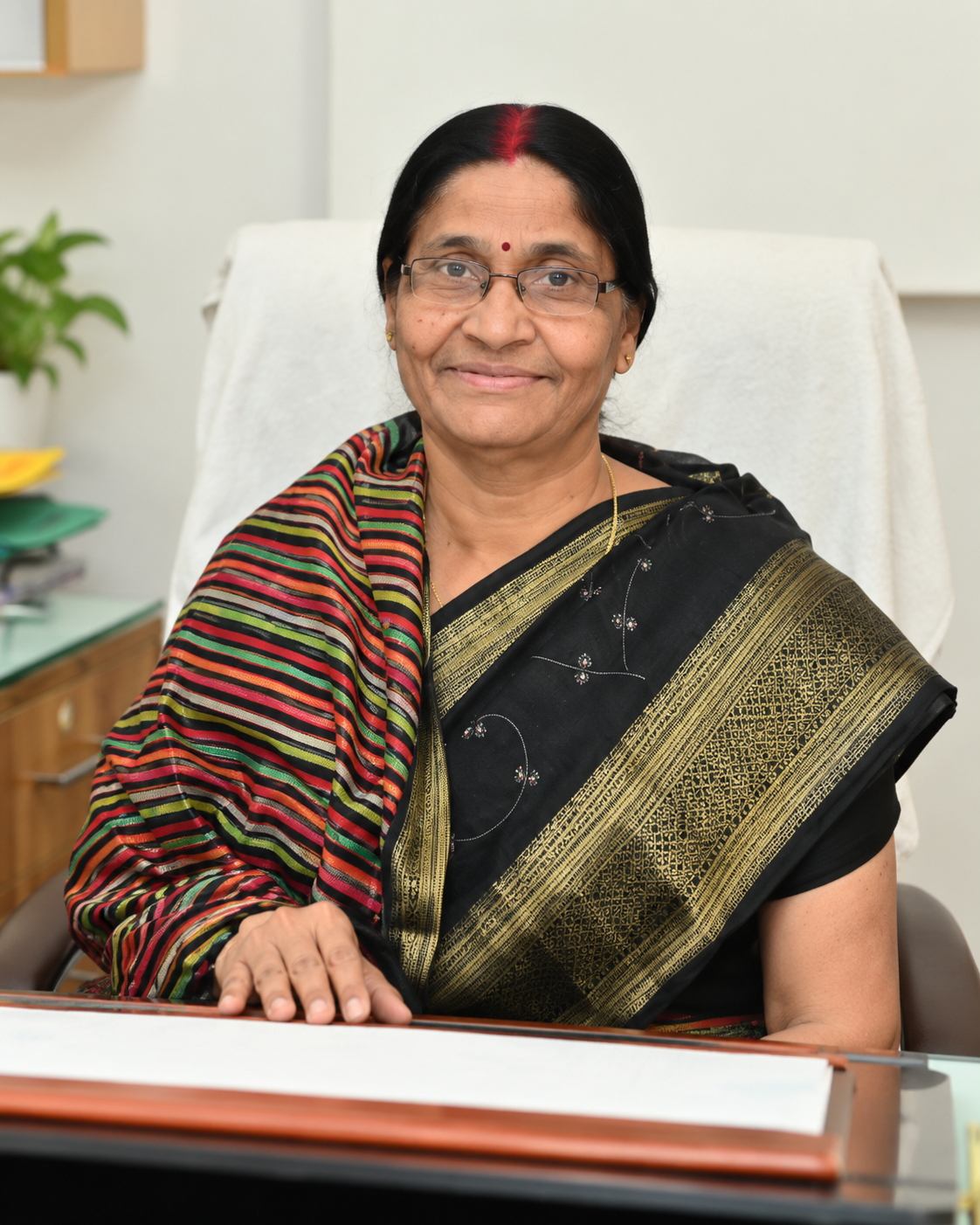 Dr. Sandhya Richhariya, Principal of Wisdom International School